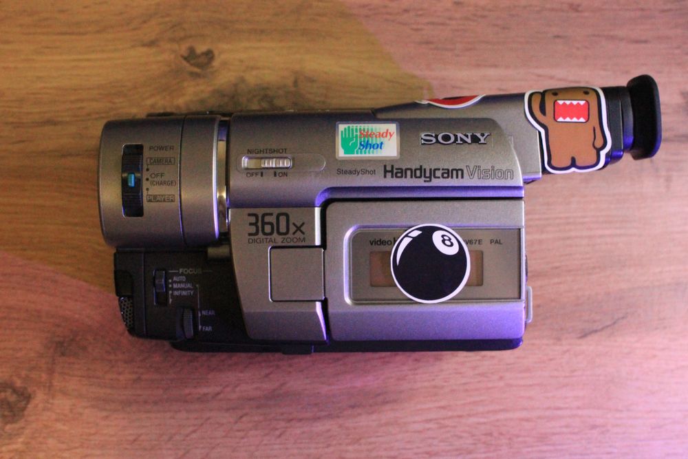 Y2k Видеокамера SONY CCD-TRV67e PAL