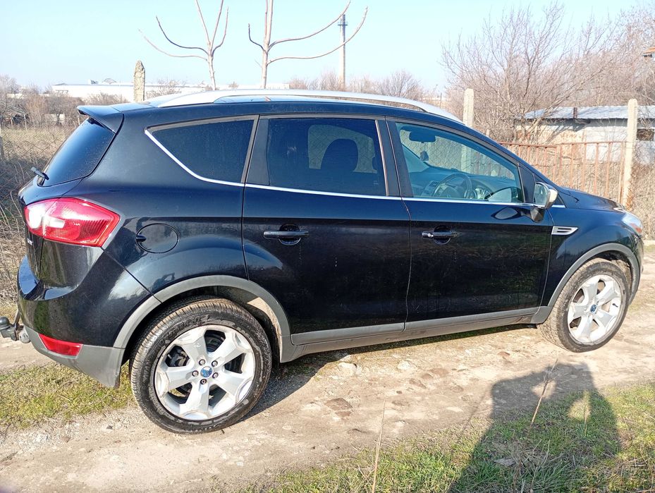 Ford Kuga в много добро състояние
