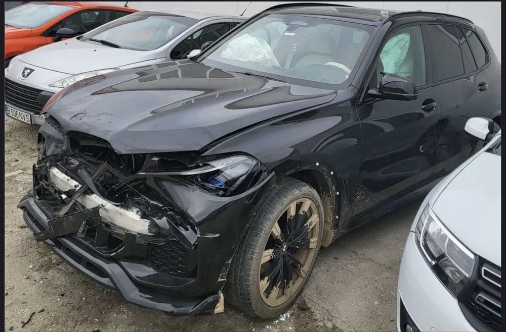 Bmw X5 G05 M50i 450cp  M-Pak Individual avariat
