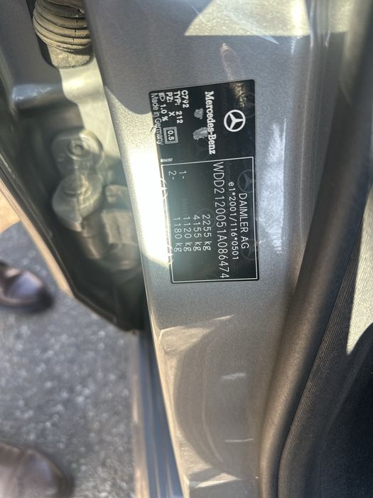 Vând Mercedes E klasse E200 CDi