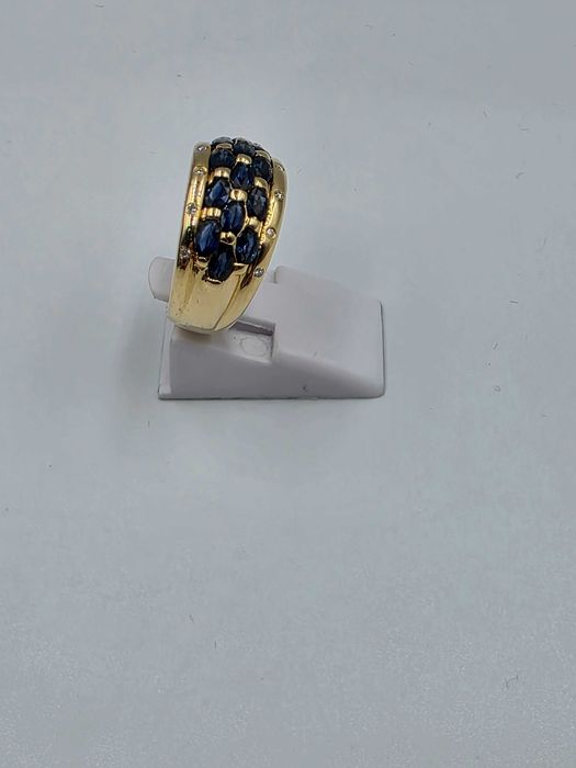 Inel de Aur 18K cu design modern