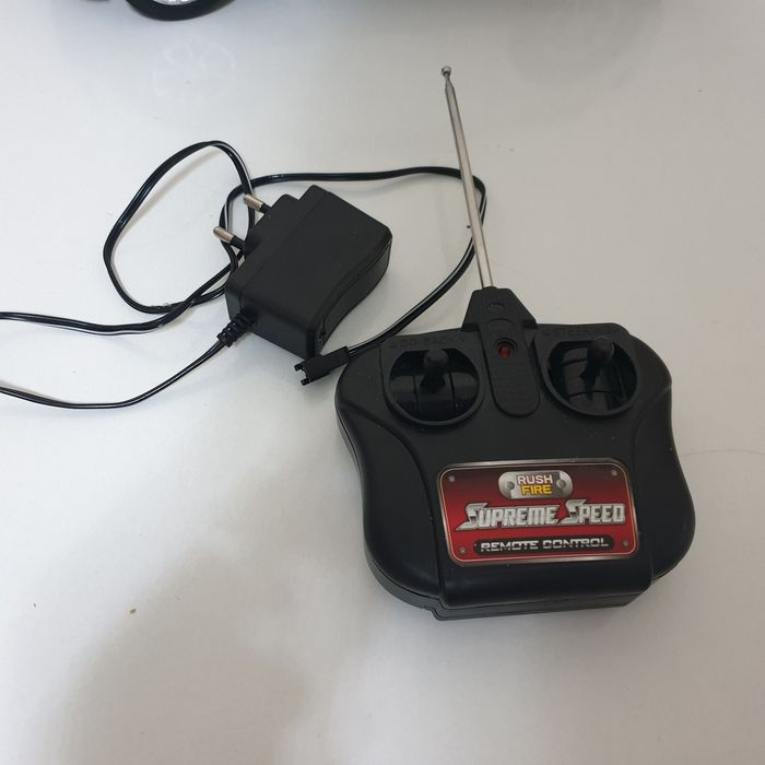 Радиоуправляемая машина