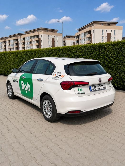 Fiat Tipo Mașina funcționează și arată foarte bine. Toate actele valabile!