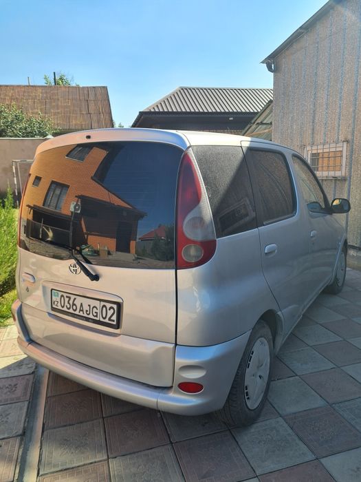 Продам Toyota yaris verso
