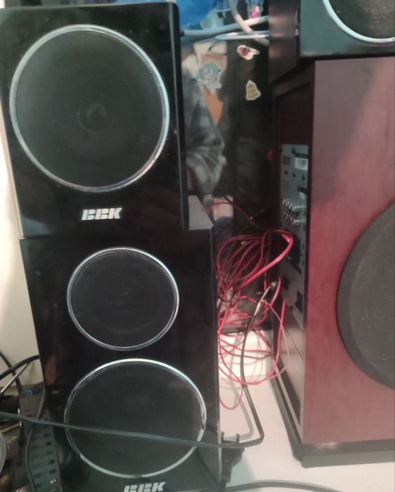 Колонки с сабуфером