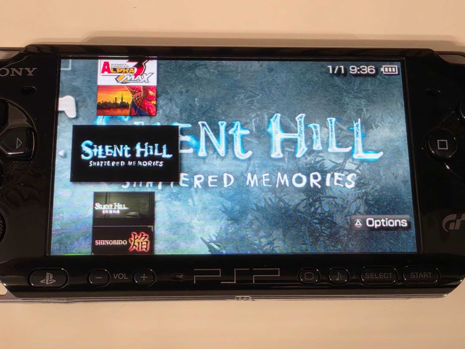 Sony PSP 3004 Gran Turismo editie limitata Modat ARK4