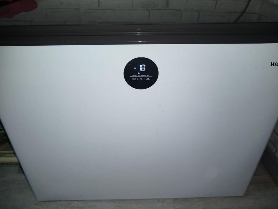 Продам морозильник