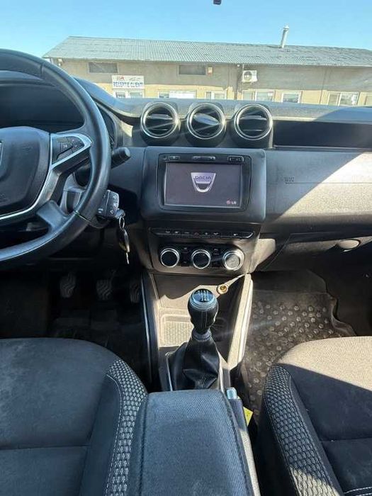Dezmembrari Aripa stanga fata Dacia Duster 2 2019 SUV 1461