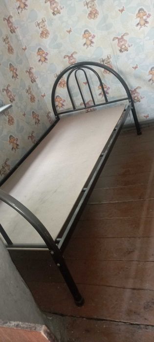 Кровати железные