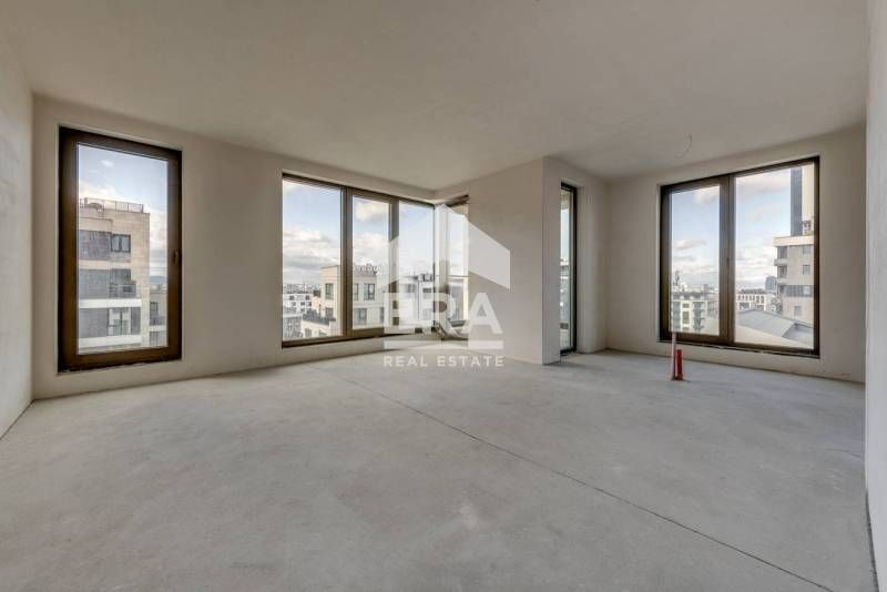 Тристаен апартамент с гледка към града в нова луксозна сграда с АКТ 16