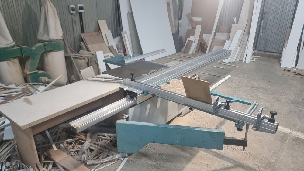 Продам форматно-раскроечный станок