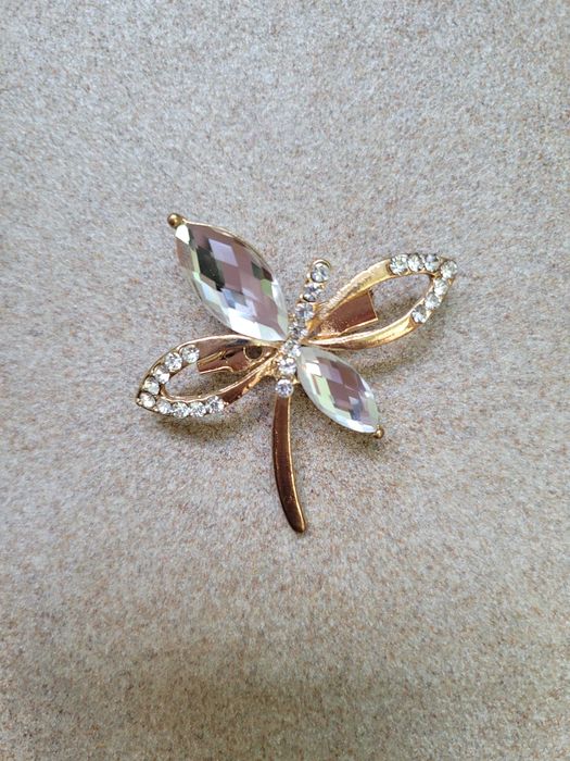 Чисто нови сребърни обеци с 2 подаръка на ТОП цена