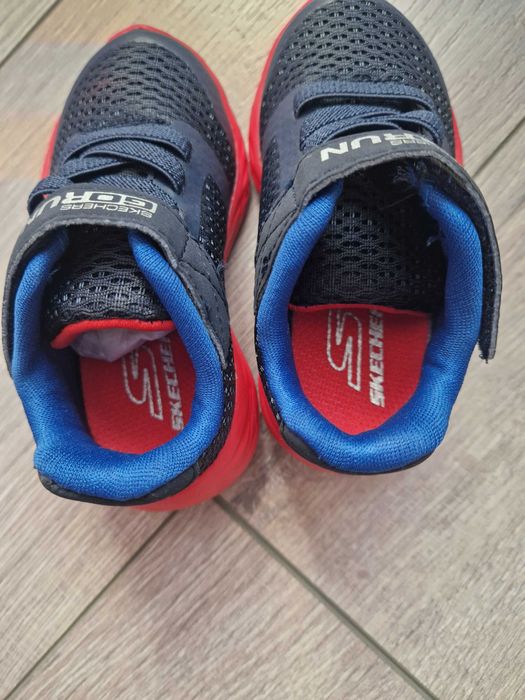 Pantofi copii Skechers,marimea 21