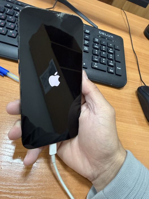 Продам Iphone 14 PRO