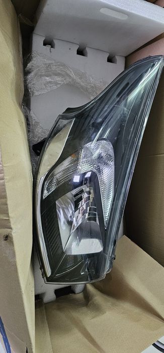 Faruri opel vivaro, renault trafic