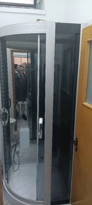 Cabina duș nefolosita