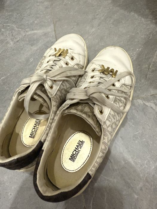 Оригинал кроссовки Michael Kors