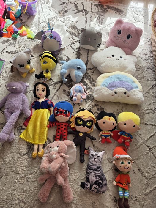 Lot  plusuri Disney buburuza Stitch ,  etc