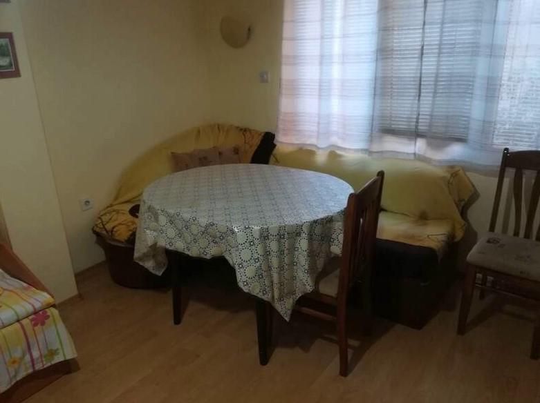 Дава се под наем Двустаен апартамент в Бургас, Сарафово - 45 кв.м за 280.5 € - Снимка #2