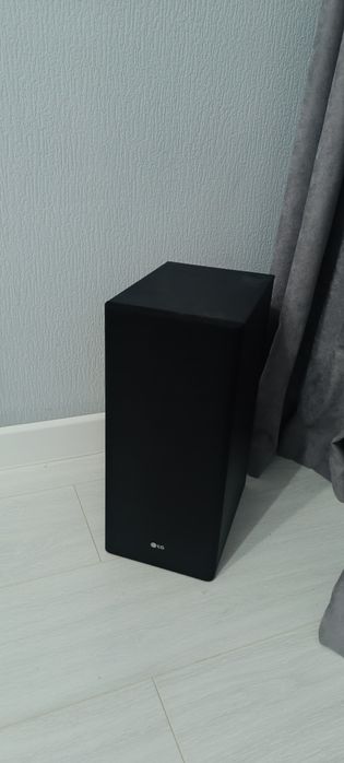 Саундбар LG SL5Y
