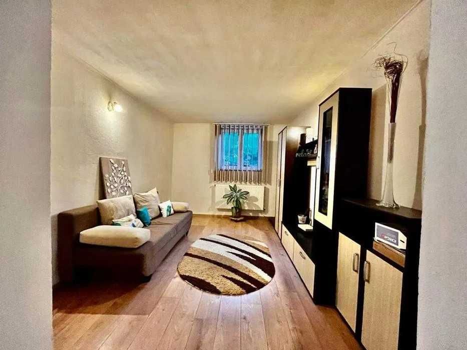 Închiriez casa zona Ana Ipătescu, Sighisoara