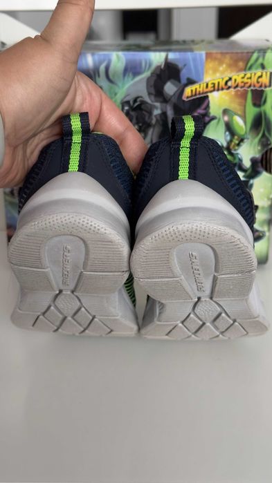 Adidași Skechers Sport • 29 EU (18,5 cm)