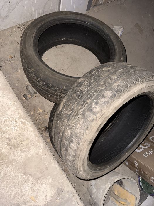 Продам Шины 235/45/18