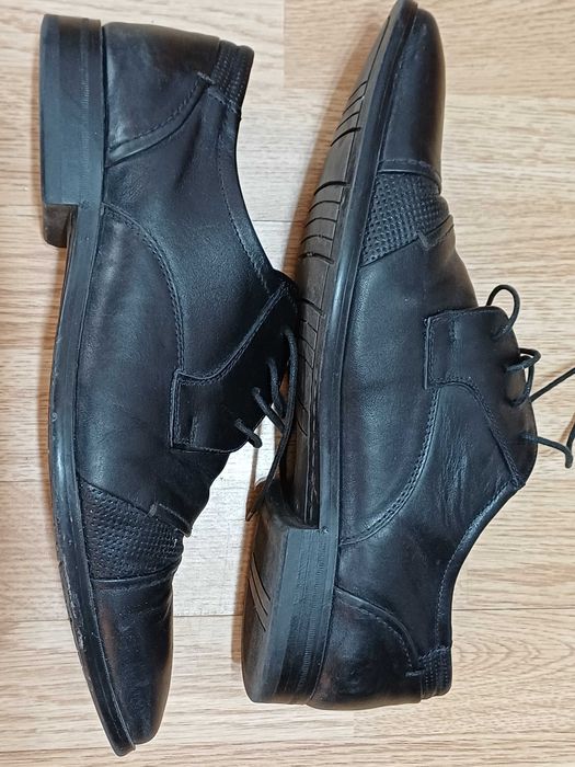 Pantofi barbati in stare buna