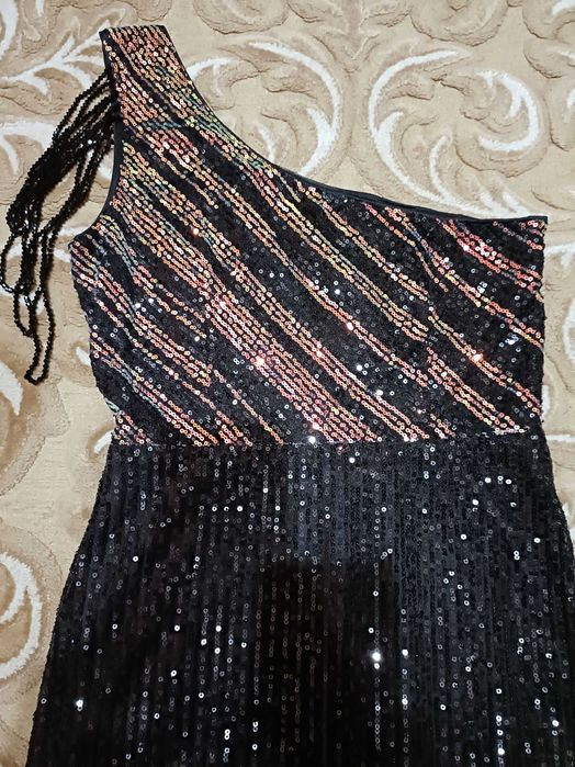 Vând rochie de seară