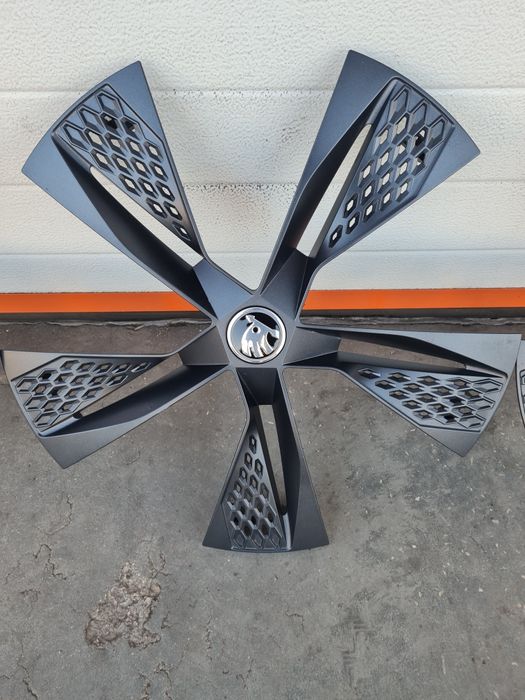 Оритинални тасове за ШКОДА КОДИЯ SKODA KODIAQ 19 цола