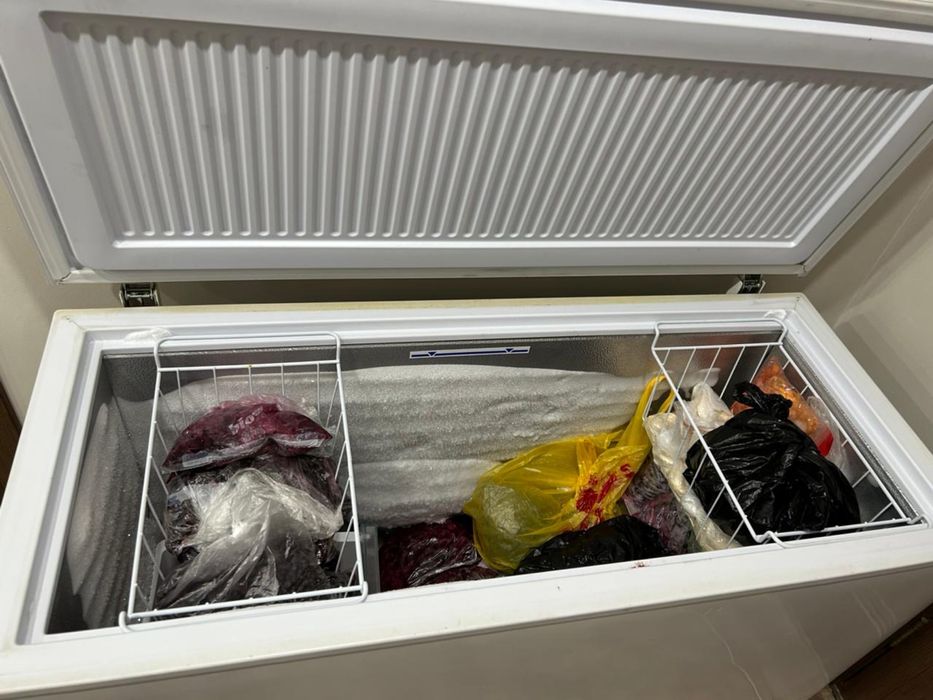 Продам морозильную камеру