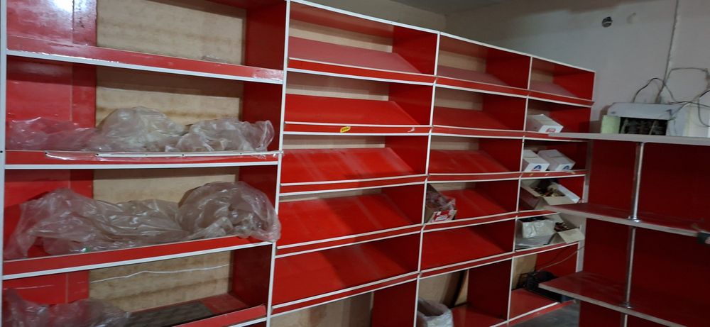 Стеллажи полки для магазина