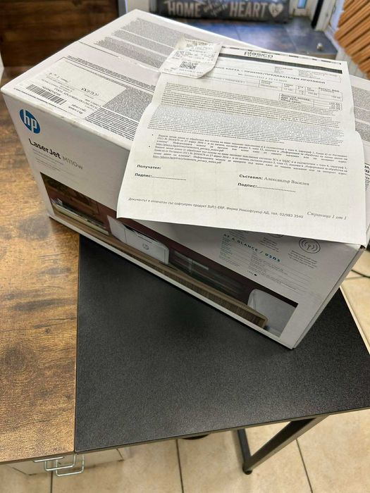 Лазерен принтер HP LaserJet M110w - нов с гаранция