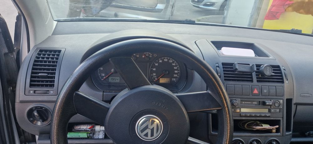 VOLKSWAGEN Polo 2004 — imagine 3