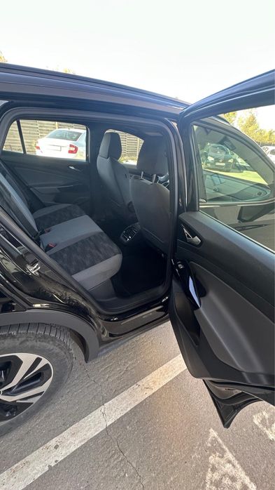 Inchiriez Volkswagen ID4 PURE pentru Uber/Bolt