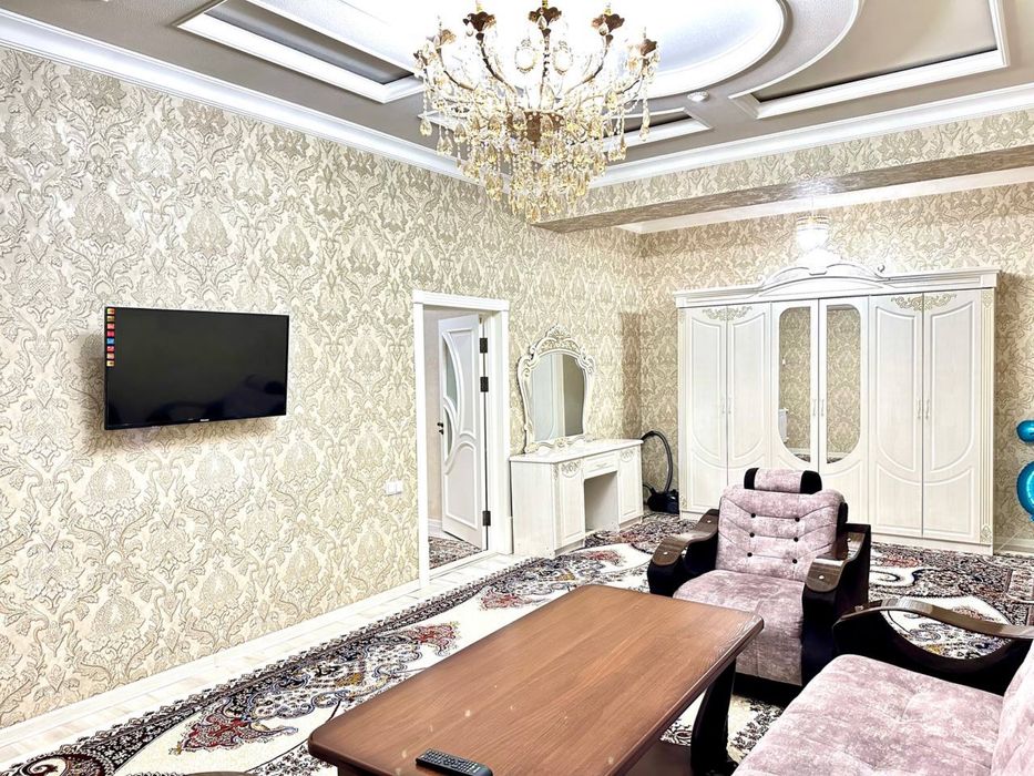 Гагарина.Сдаётся 2х комнатная Люкс в Новостройке.Halol Market