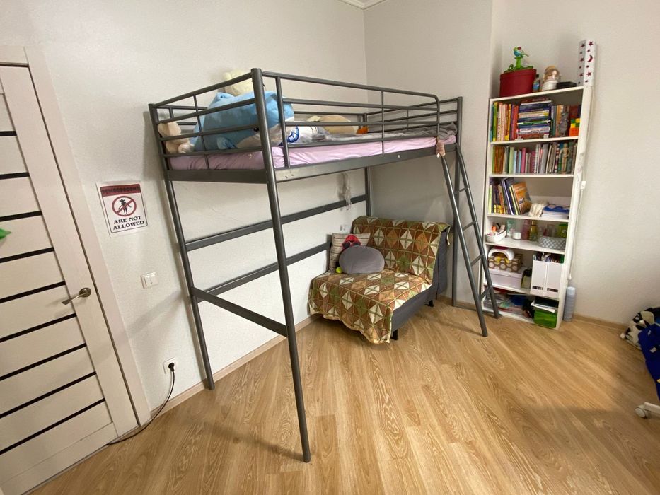 Кровать чердак икея Свэрта