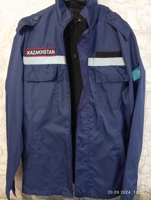 Продам ветровку МЧС