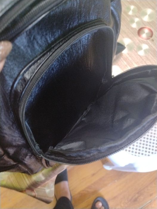 Дамска кожена раница