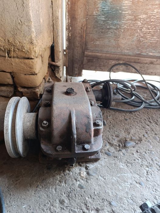 Редуктор сотилади