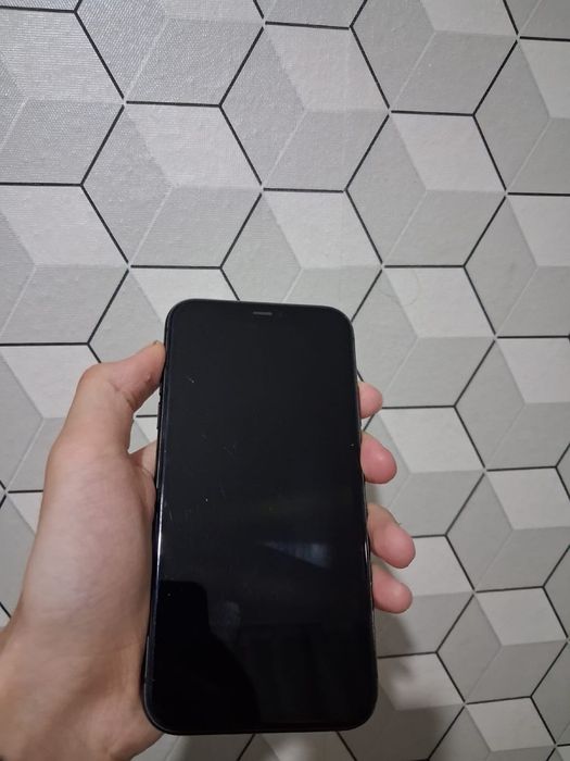 IPhone 11 обмен выше