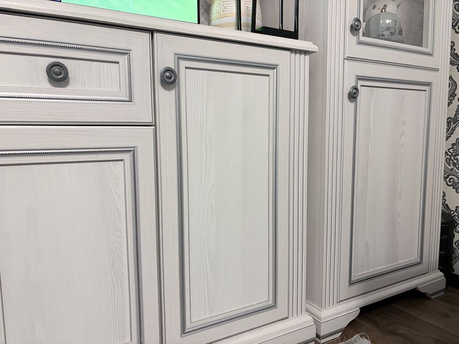 Стенка (классика) СРОЧНО!