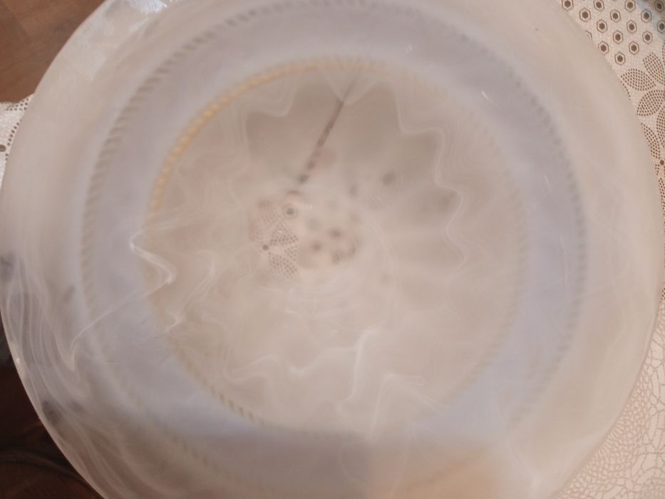 Отдам плафон на светильник