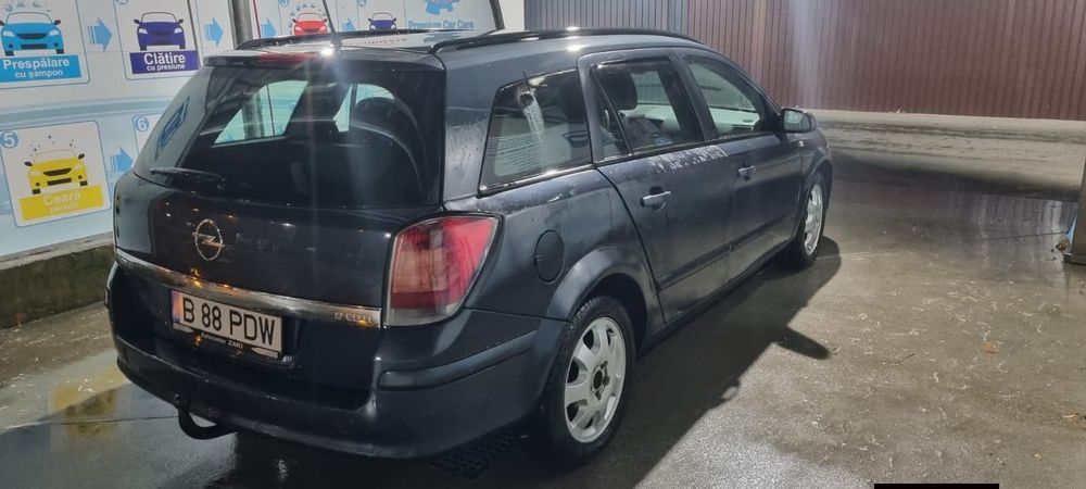 Usa hatchback break Opel Astra H stânga dreapta fata spate usi z168