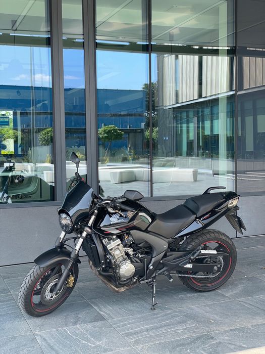 Motocicleta Honda CB600F