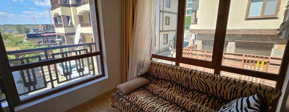 Продава се Двустаен апартамент в Свети Влас - 65 кв.м за 1016 €/кв.м - Снимка #3