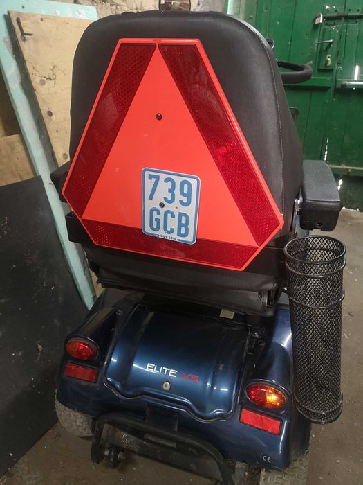 Ел скутер за трудноподвижни - Sterling Elite XS