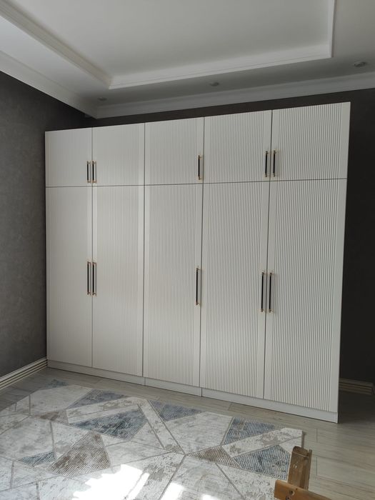 Мебель лестницы двери