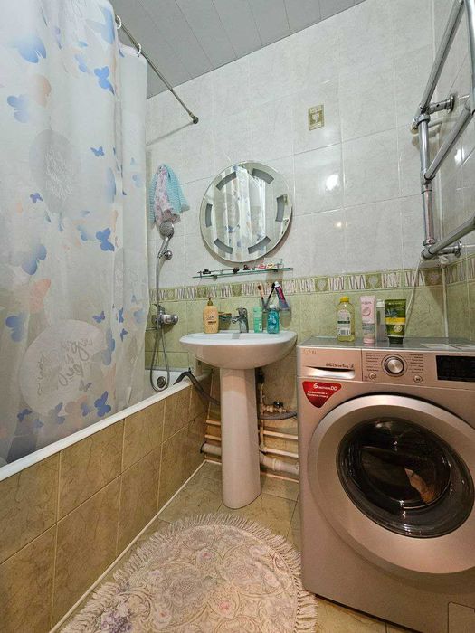 Ц 2! Продам 4 комн, квартиру в центре, Алайский Базар