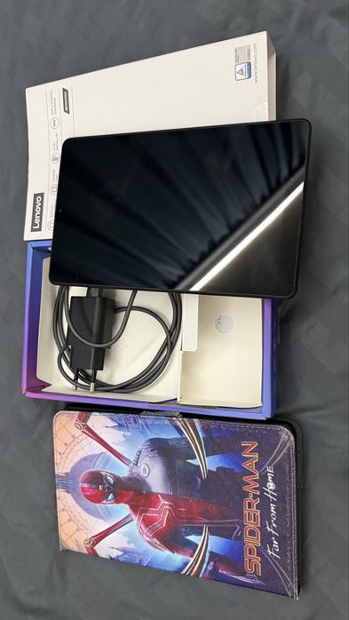 Планшет Lenovo Tab M8